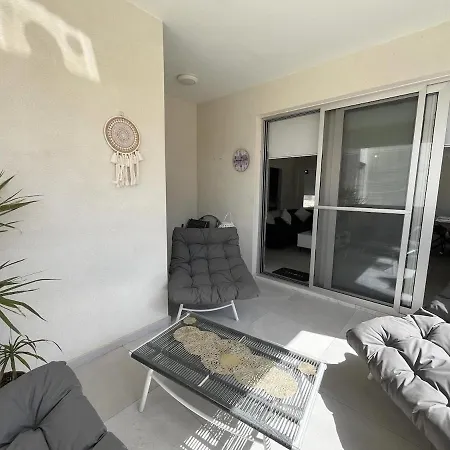 Lägenhet Mythical Blue Cozy 2 Bedroom En-suite Family Pool